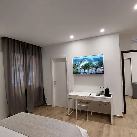 Bb Incentro Bed & Breakfast 4*